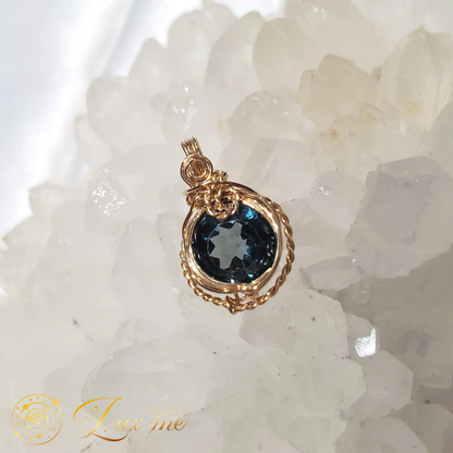 【ロンドンブルートパーズ】WAペンダント