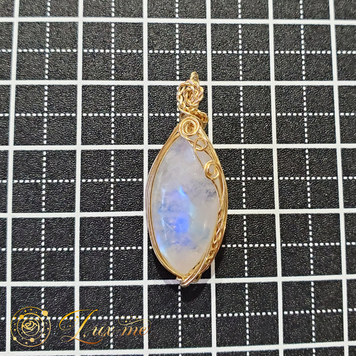 【ホワイトラブラドライト】WAペンダント